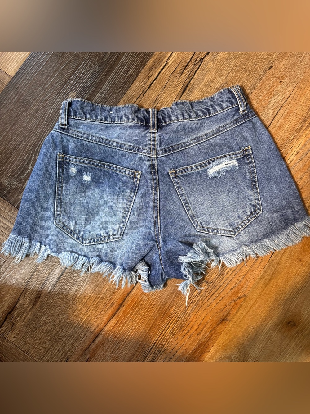 Rue21 Light Blue Distressed Denim Cutoff Shorts - Picture 4 of 6